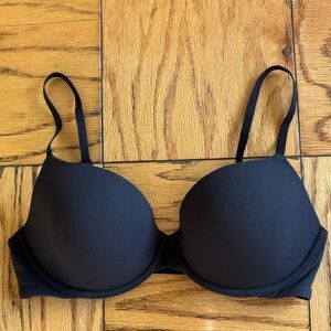 Skims Classic Black Women's Bra Size 36C